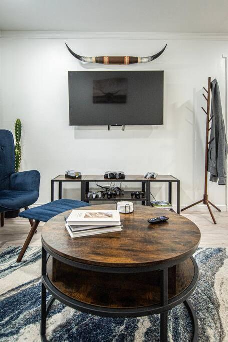 Downtown Austin Suite Retreat Exterior photo